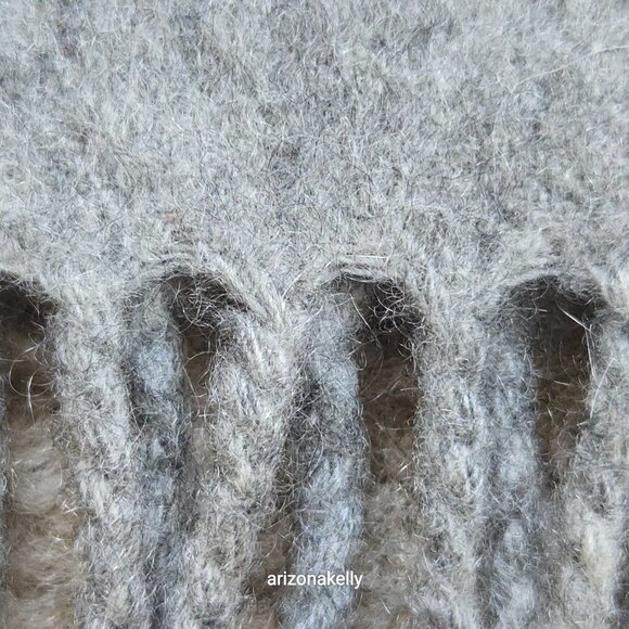 NWOT Cashmere Scarf Grey Woven Fringe Oversized - Picture 6 of 10